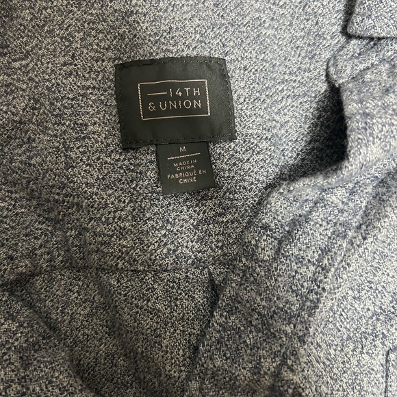 Men’s button down - Picture 2 of 2